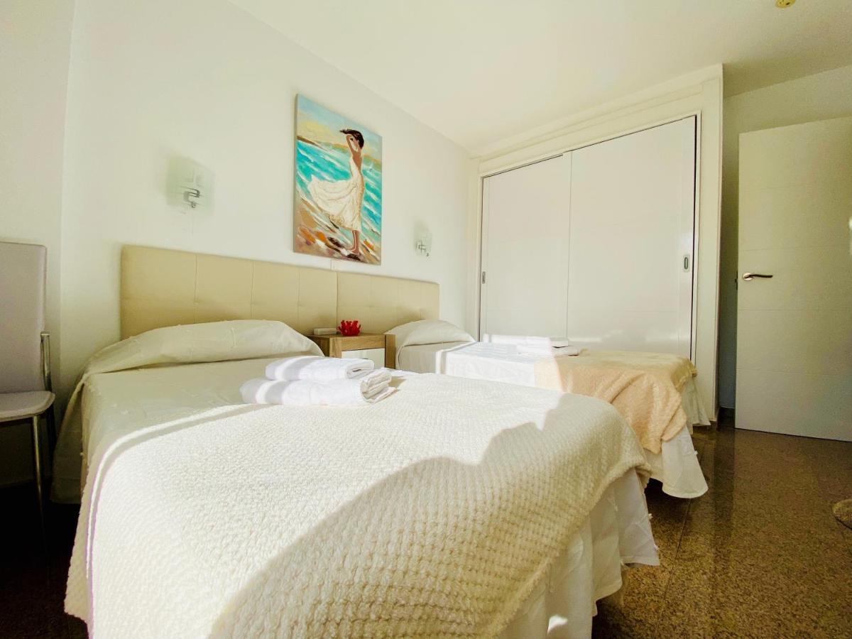 Orange And White Apartment In Yumbo San Bartolomé Exterior foto