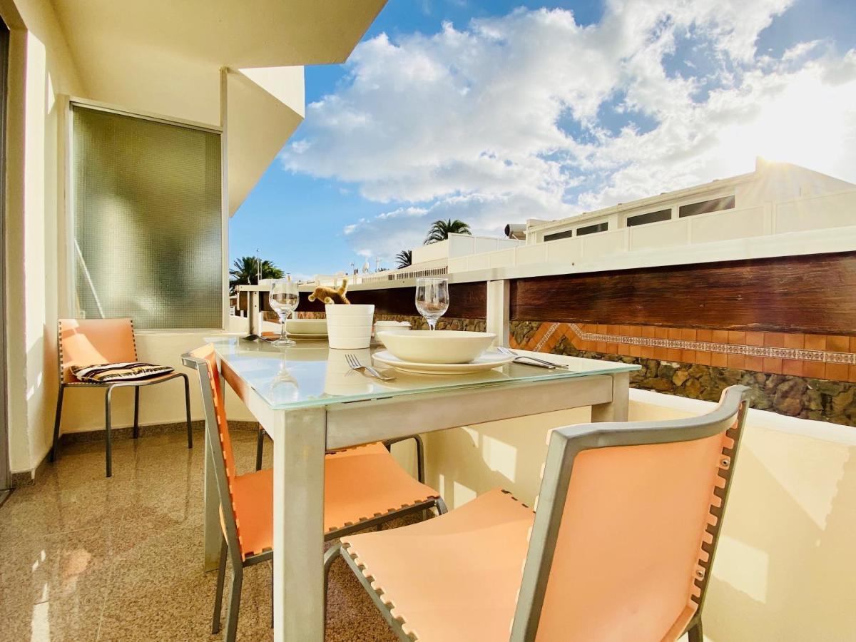 Orange And White Apartment In Yumbo San Bartolomé Exterior foto