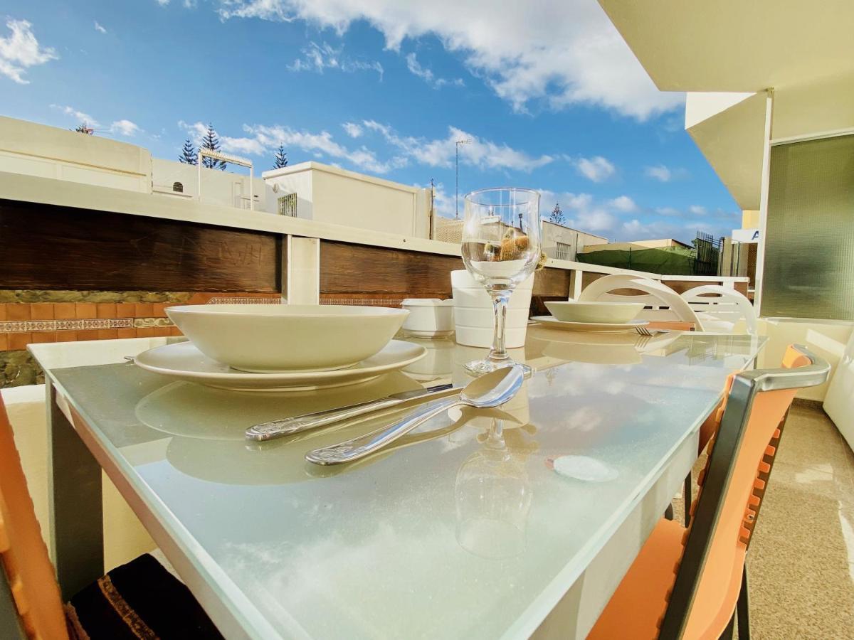 Orange And White Apartment In Yumbo San Bartolomé Exterior foto