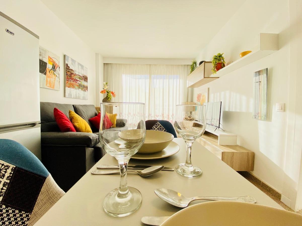 Orange And White Apartment In Yumbo San Bartolomé Exterior foto